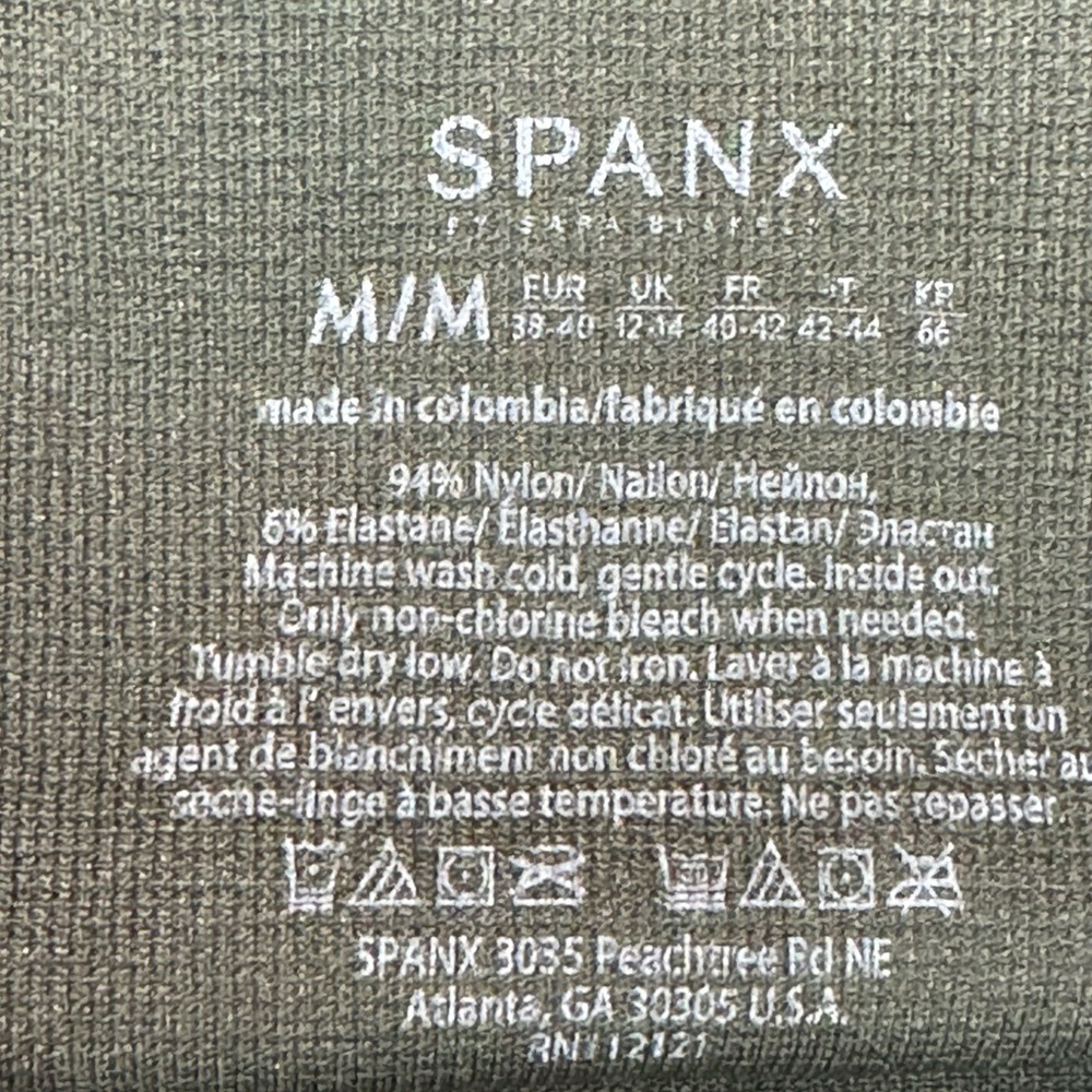 SPANX Seemless Leggings Green Camo for Tummy Control Size Medium New, No Tags - Picture 5 of 8